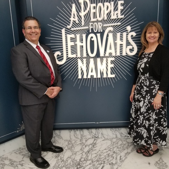 Meet your Posher, Shannon - Picture 3 of 8